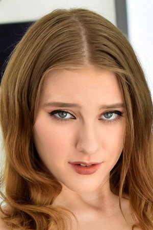 Melody Marks portrait