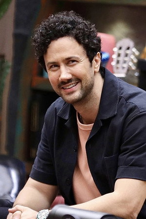 Shahrokh Estakhri portrait