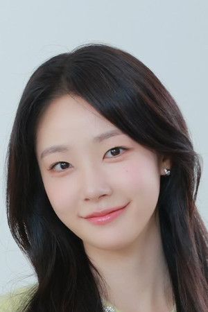 Chae Won-been portrait