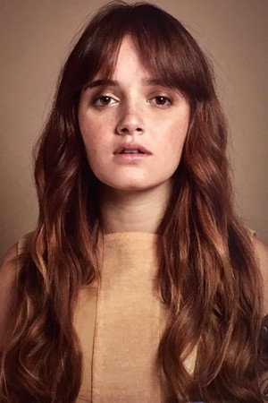 Carolina Deslandes portrait
