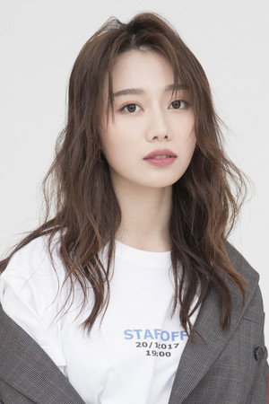 Long Zhengxuan portrait