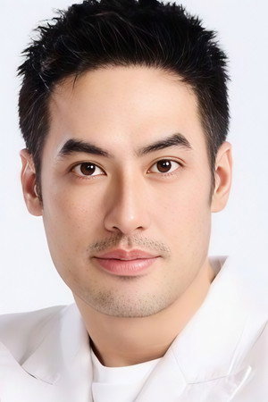Pakorn Chatborirak portrait