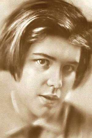 Toni van Eyck portrait
