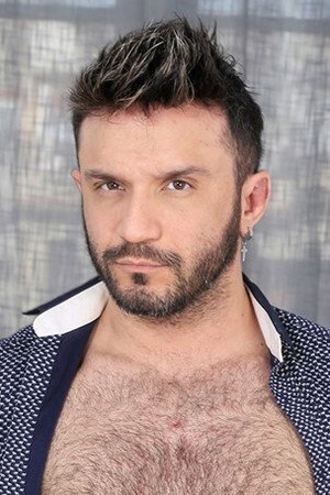 Kike Gil portrait