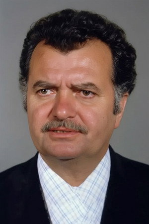Bilge Zobu portrait