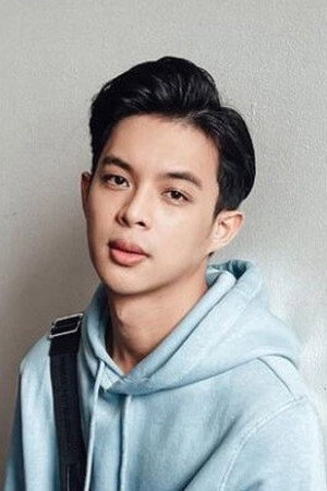 Rey Mbayang portrait