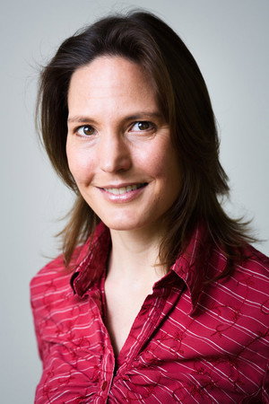 Helen Czerski portrait