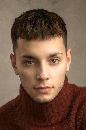 Max Harwood portrait