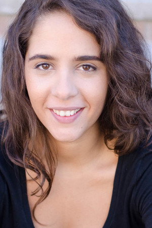 Isabella Pinheiro portrait