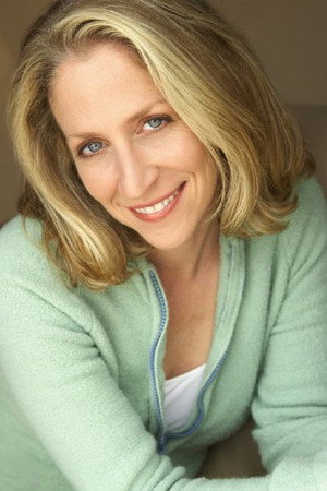 Carrie Aizley portrait