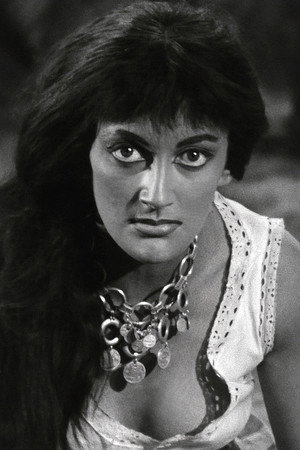 Gail Pearl portrait