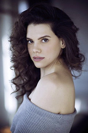 Jessica Pontes portrait