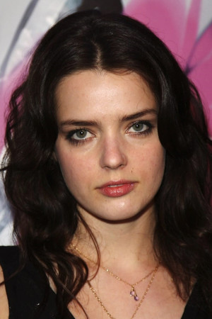 Roxane Mesquida portrait