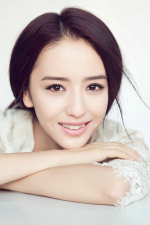 Tong Liya portrait