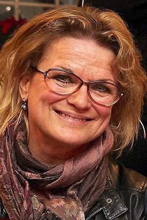 Pia Jondal portrait