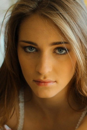 Raylynn portrait