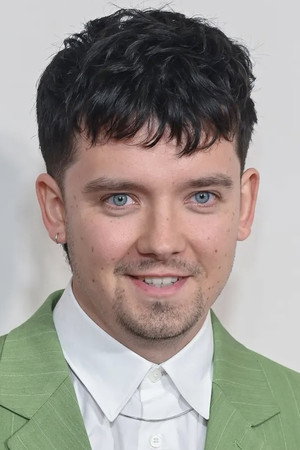 Asa Butterfield portrait
