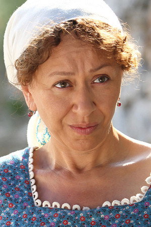 Şebnem Sönmez portrait
