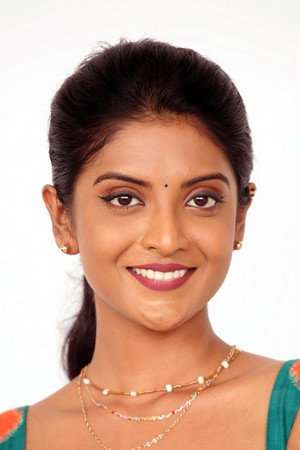 Nivedhithaa Sathish portrait