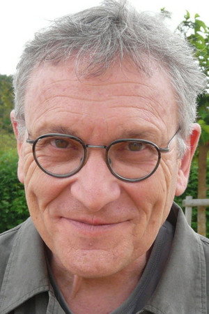 Rony Brauman portrait
