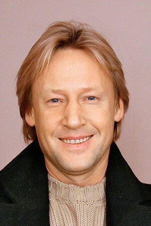 Dmitriy Kharatyan portrait