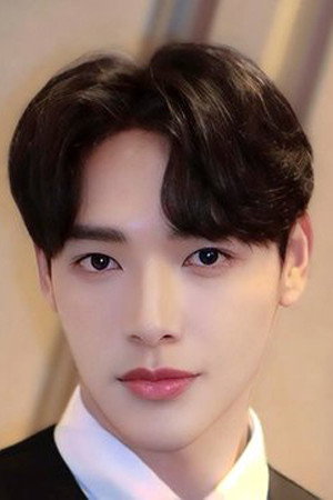 Bix Tagon Suwannavej portrait