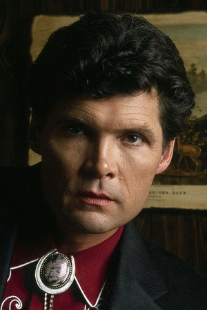 Everett McGill portrait