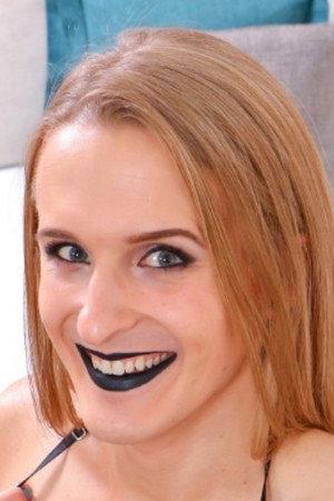 Rachel Nova portrait