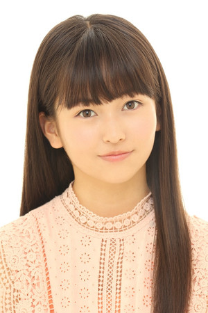 Momoe Mori portrait