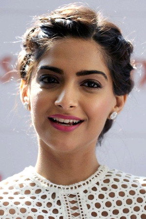 Sonam Kapoor Ahuja portrait