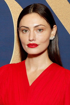 Phoebe Tonkin portrait
