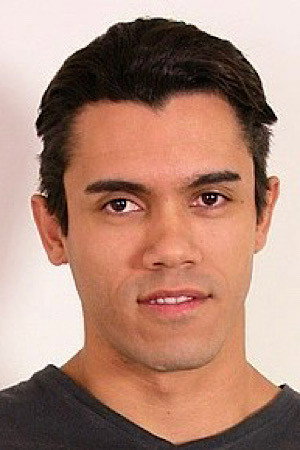 Leo Castro portrait