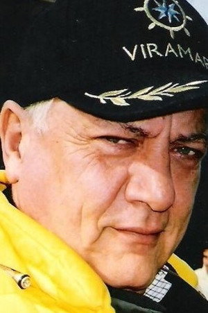 Temel Gürsu portrait