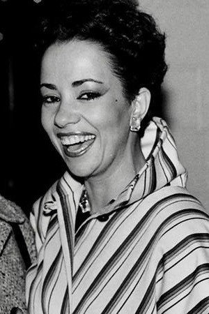 Pauline Lapointe portrait