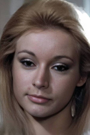 Karin Well portrait
