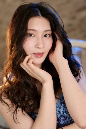 Suzu Honjo portrait