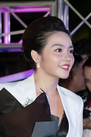 Hồng Kim Hạnh portrait