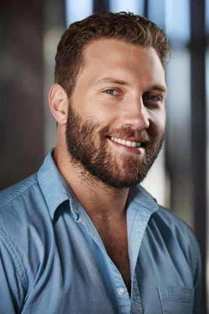 Jai Courtney portrait