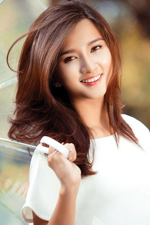 Kim Tuyến portrait