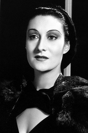 Gloria Holden portrait