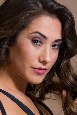 Eva Lovia portrait