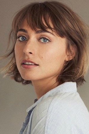Chelsie Preston Crayford portrait