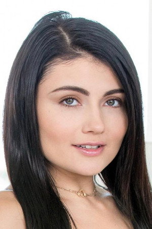 Adria Rae portrait