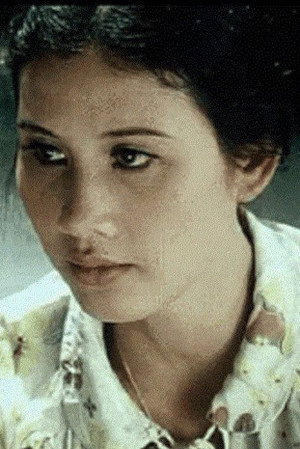 Thúy An portrait