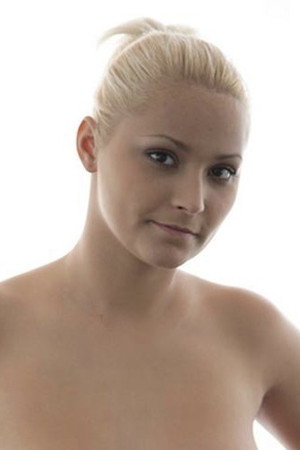Lana S portrait