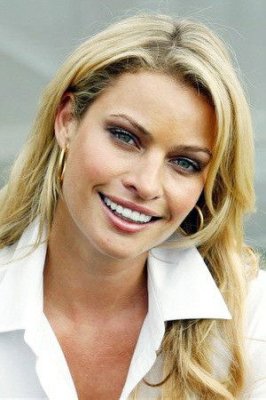 Kristy Hinze portrait