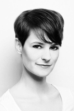 Linda Roser portrait