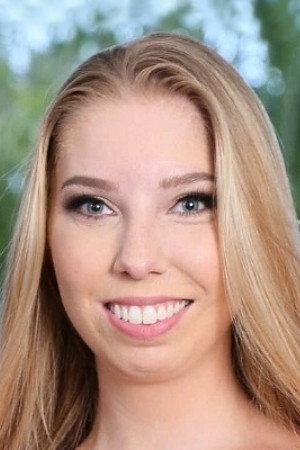 Macy Marx portrait