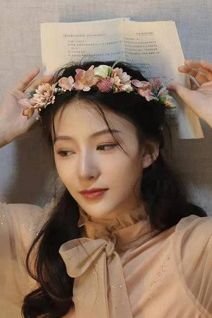 Yang Chenlu portrait