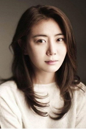 Lee Yu-mi portrait